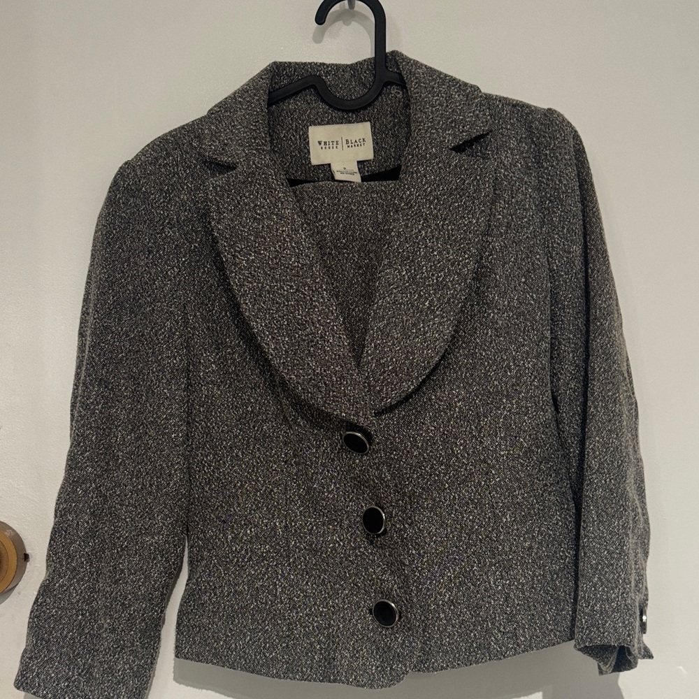 white house black market suit